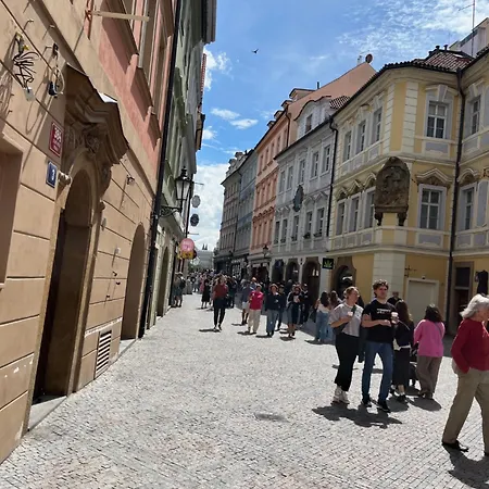 Lacron Apartment Prag