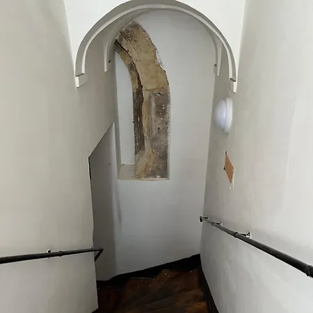 Lacron Apartment