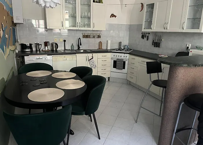 Apartment Lacron